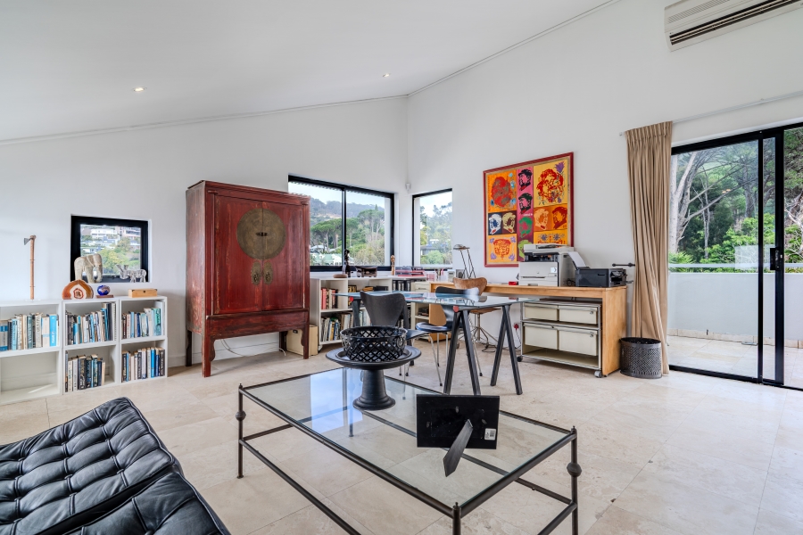 3 Bedroom Property for Sale in Oranjezicht Western Cape